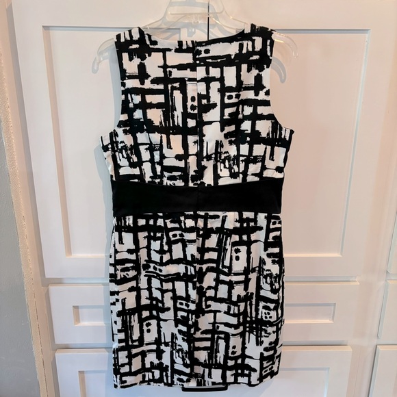 L.N. Studio dress, 12P, black and white print. Cotton and spandex - Picture 5 of 8